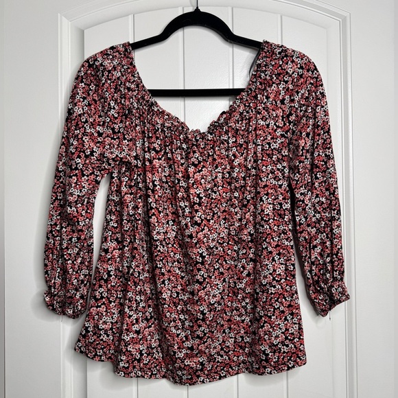 Michael Kors Floral Blouse, Red and White Pattern, Flowy, Sz XL - Picture 1 of 2